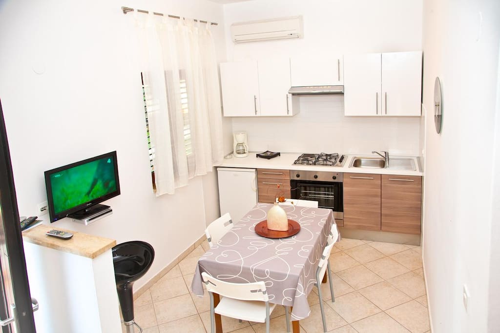Dining room, Surface: 6 m²