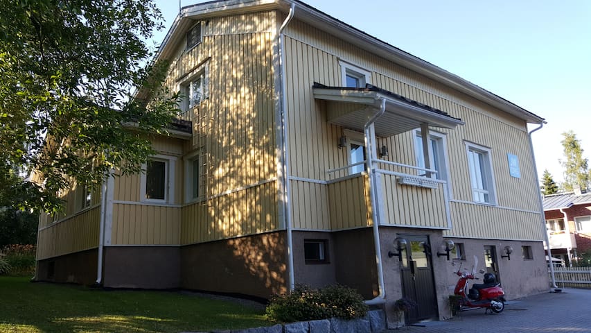 Spacious 2-Room Apartment Near Airport and City