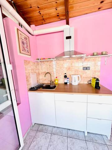 sky inn独栋！四个套房带独立卫生间，无共用客厅，无敌雅典卫城美景大露台 gallery image 5