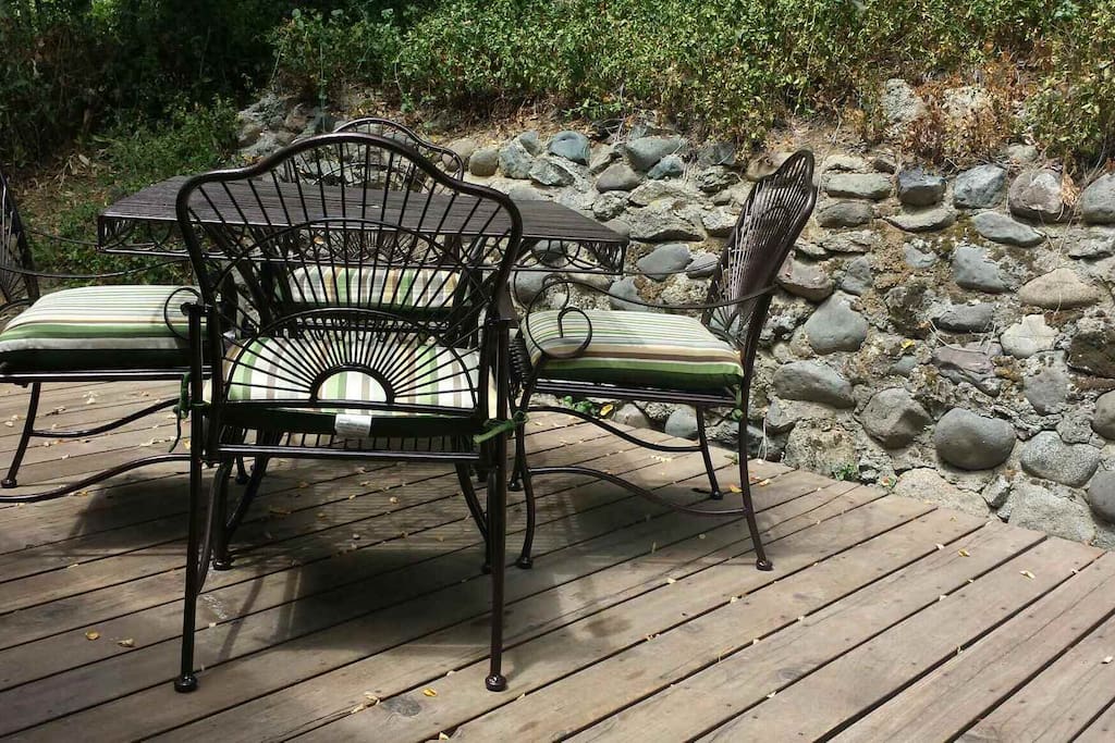 All weather, new patio set for 4