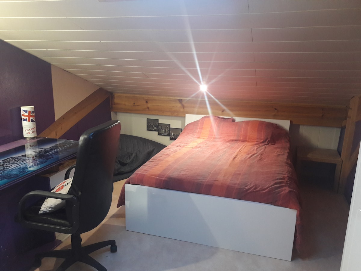 Спалня 1 горе