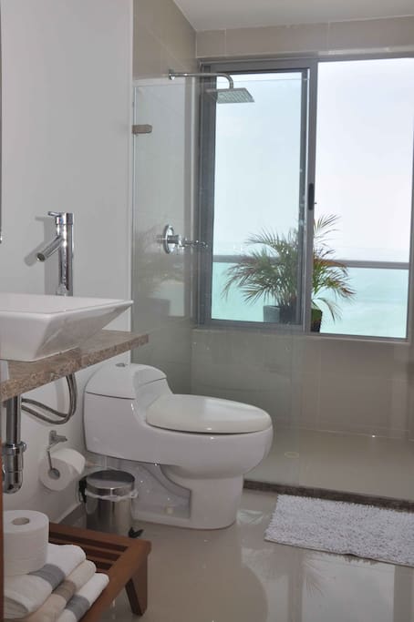 Main bathroom
