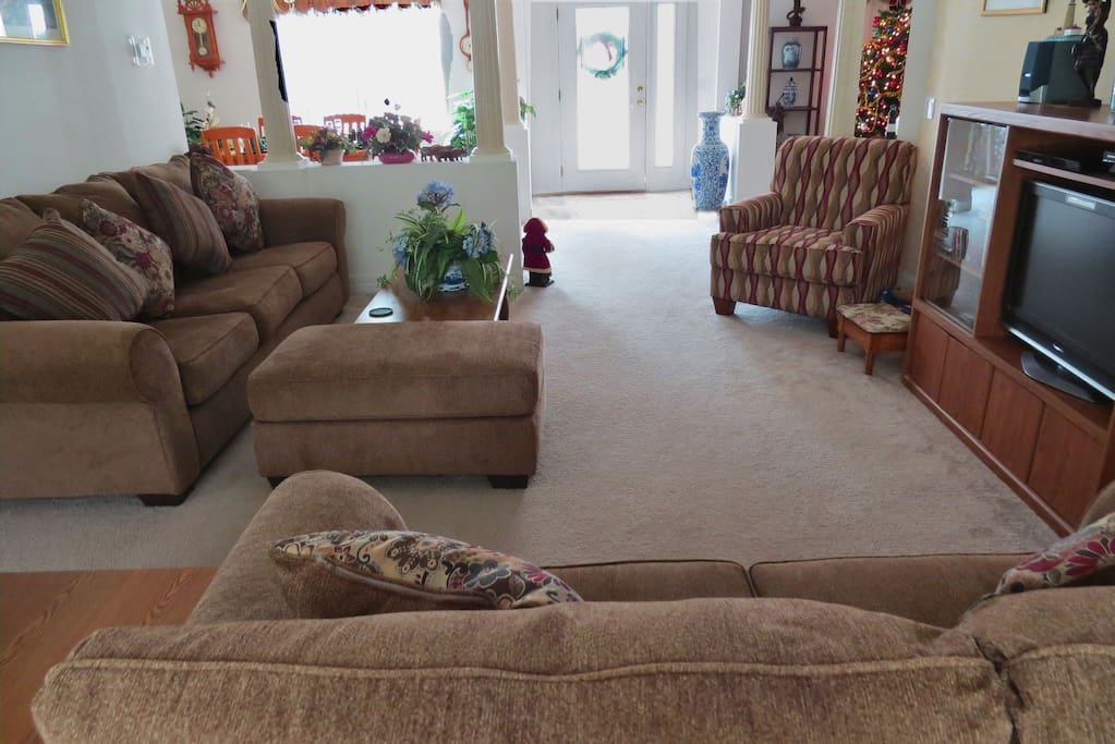 Family room with smart HD TV