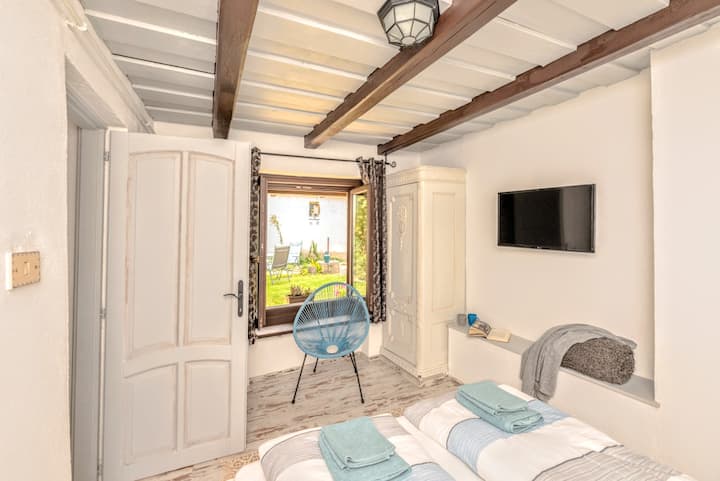 საძინებელი 2