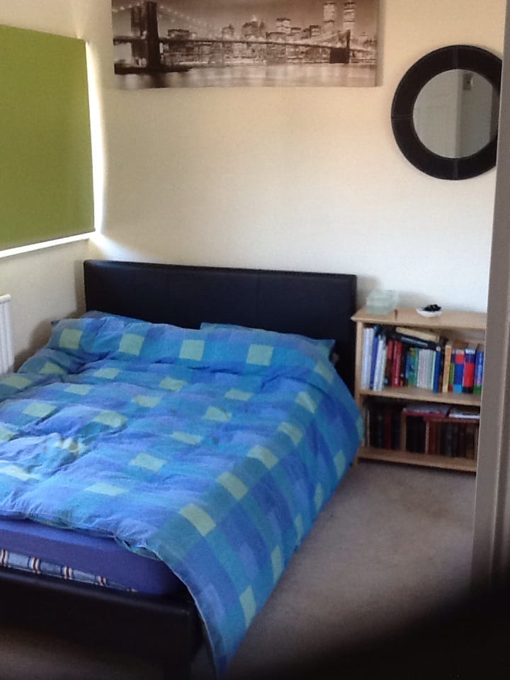 Double room in lovely modern house