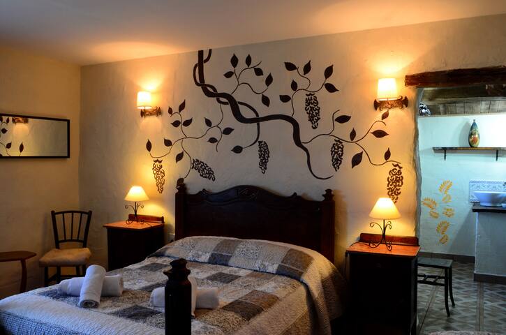 casa rural con piscina a Olot PG000692 gallery image 4