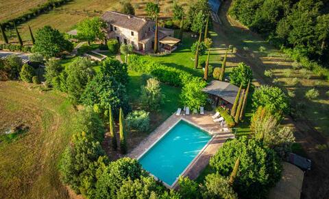 Stunning Villa with heated pool