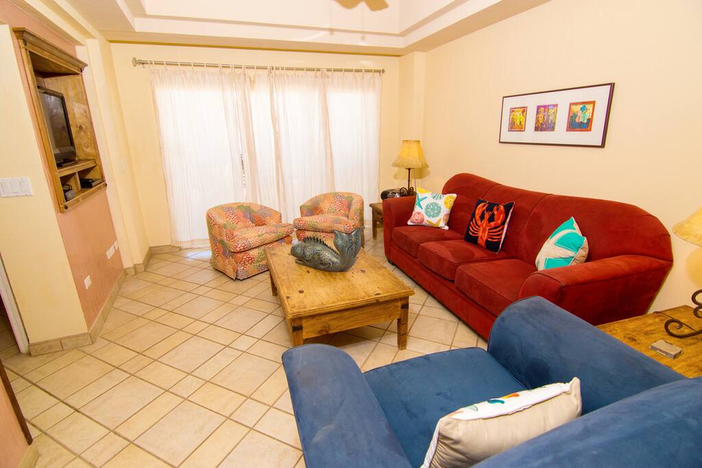 Couch, Furniture, Indoors, Room, Corridor