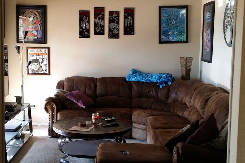 This is the family room, available for sleeping extra guests and large flat panel 60" TV with all the bells and whistles.