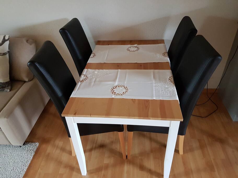 Esstisch / Eating table