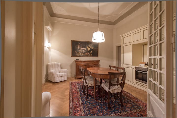 3 bedrooms luxury flat with TERRACE ON THE DUOMO gallery image 4