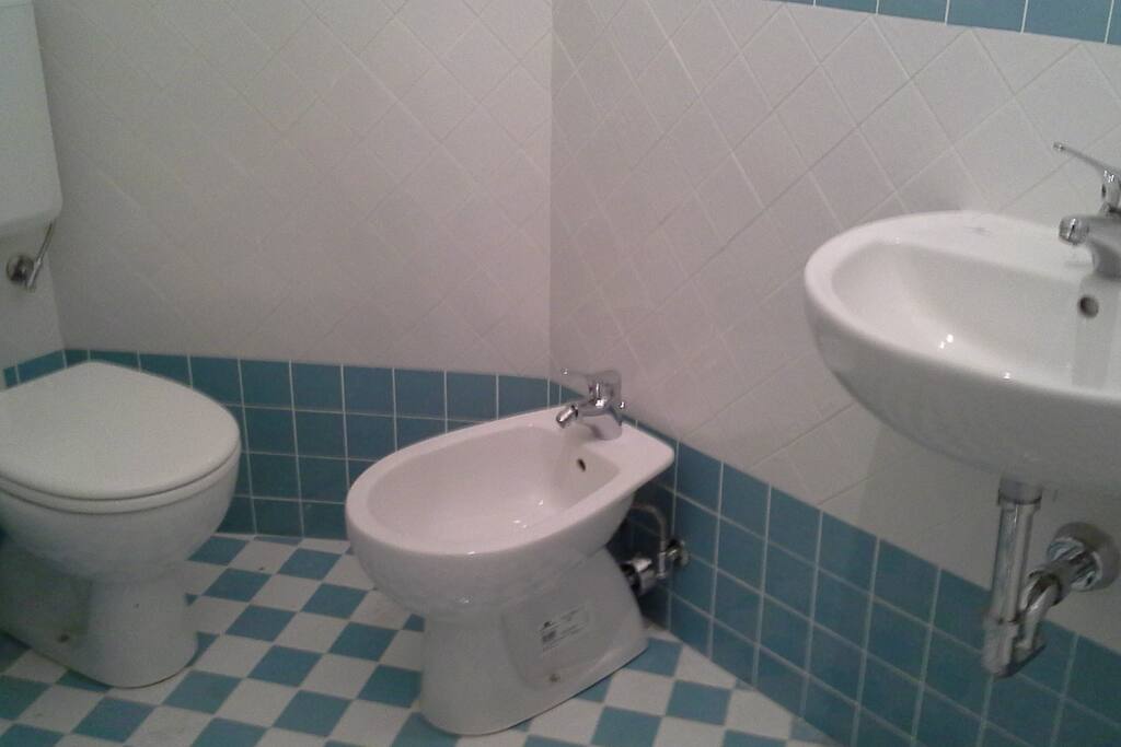 bagno ristrutturato di recente