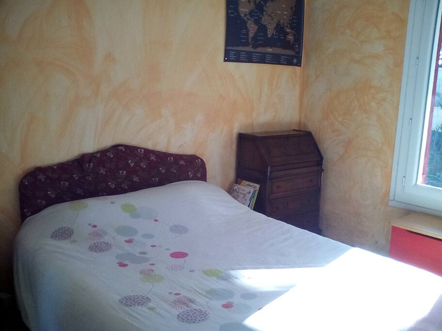 Chambre du rez de chaussée
