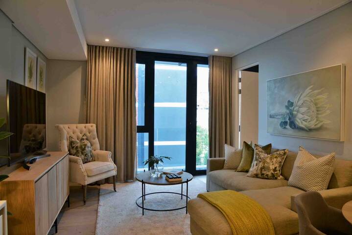 35 on Main 2 Bedroom Apt gallery image 3