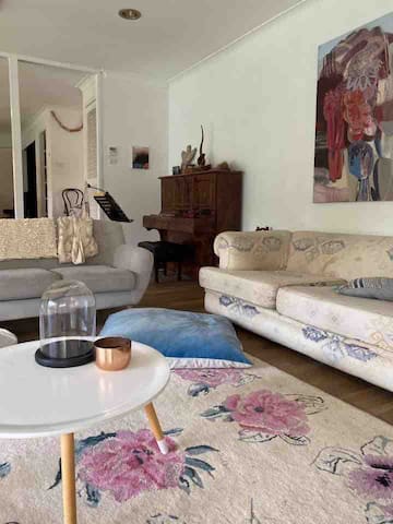 Nadine Abensur’s The art house mullumbimby