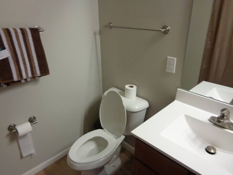 RESTROOM