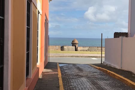 Old San Juan Spanish Style Apt. next to the Ocean