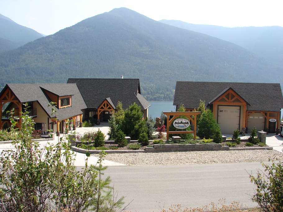 Make Kootenay Wild Airbnb your vacation destination .
- Charter Kootenay Wilds 30 ft Bayliner .
- Golf 18 holes at Balfour's Course .
- Dine and soak at Ainsworth Hot Springs .
- Visit nearby Provincial Parks.
- Kokanee Mountain Zip Line .