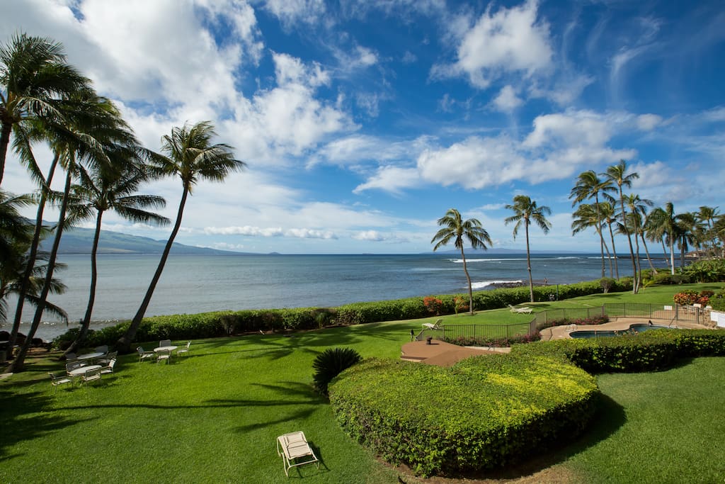 View standing at the Lanai railing