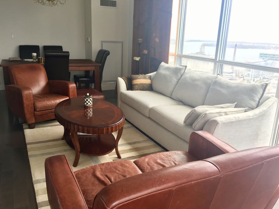 Seating space for 10 people