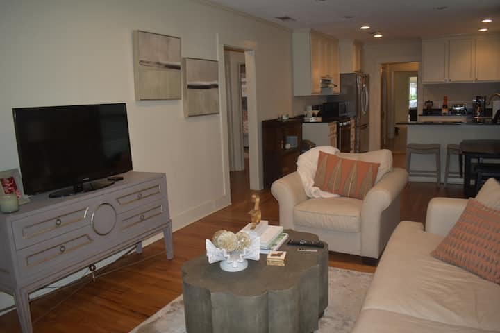 Great Cottage Near Lsu! - Baton Rouge, LA