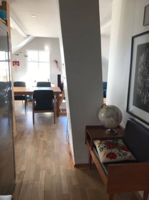 beautifully furnished, bright and cosy