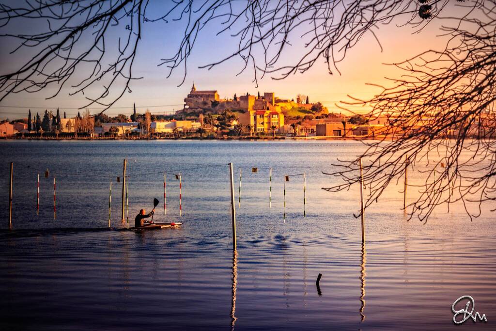 Etang de Fos sur mer 5 mn à pied