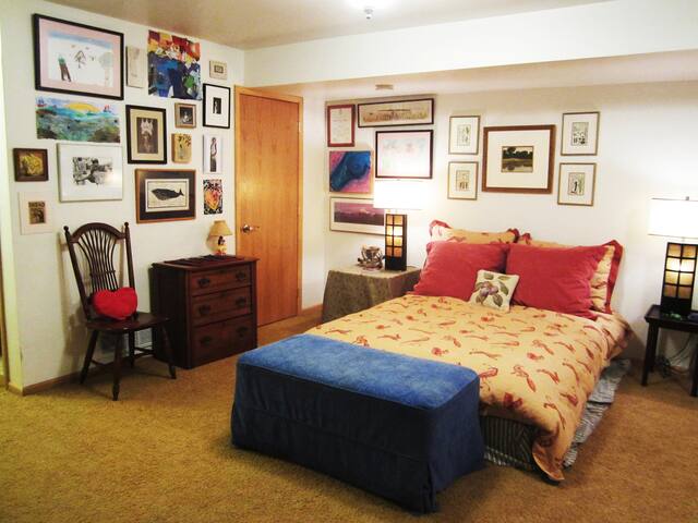 Quiet and Charming, minutes to Vail & Beaver Creek