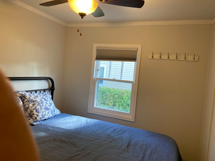 קווין סייז בקומה הראשונה 