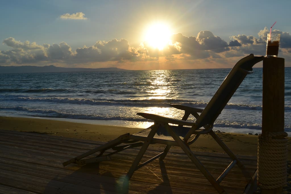 watching sea and sky endless pictures