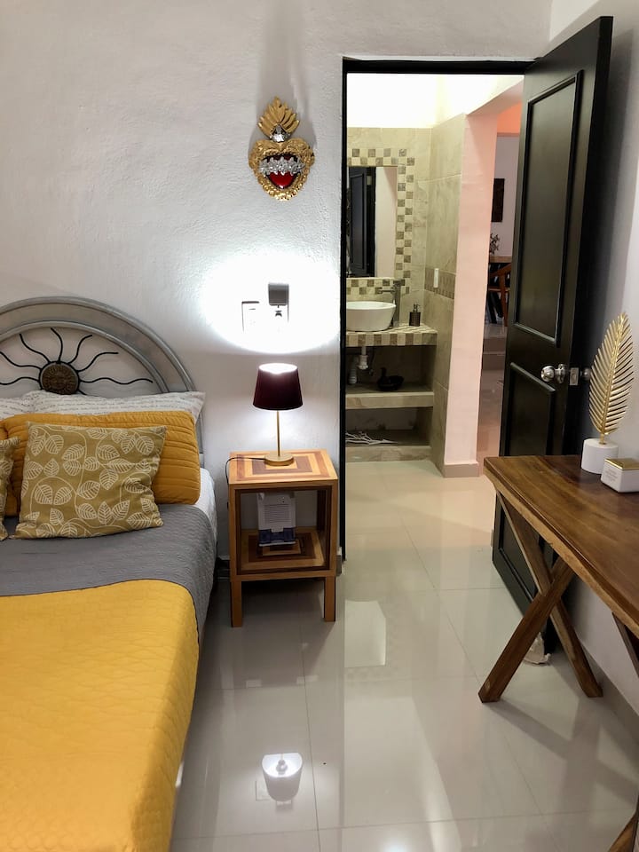 第二间双人卧室。