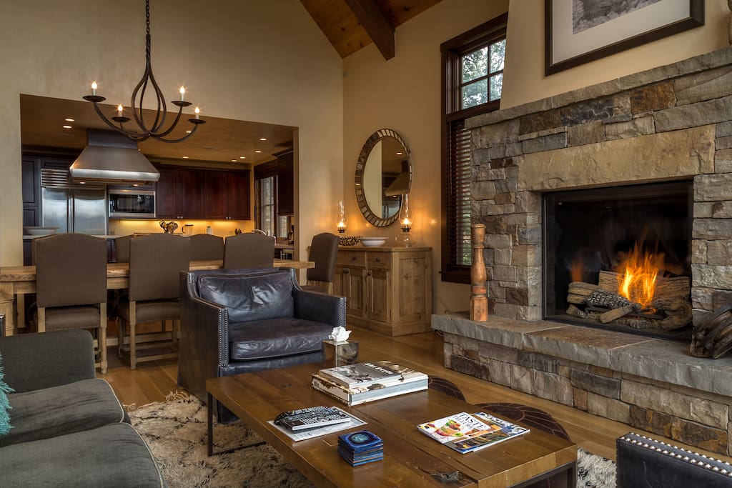 Open living space with luxury furnishings