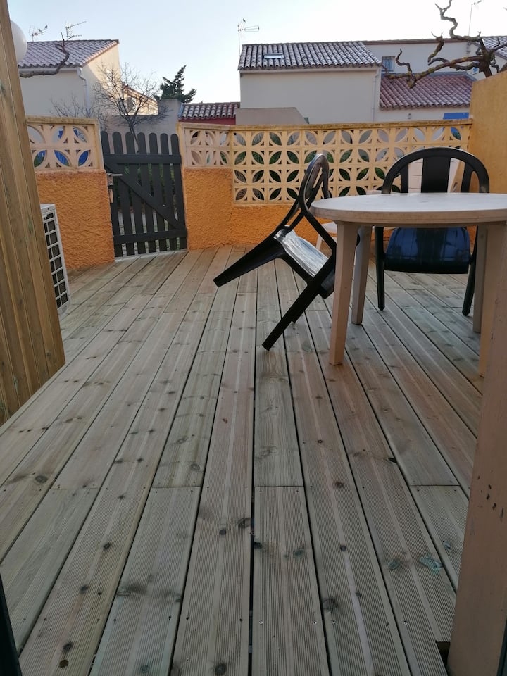 Cosy Avec Jardin, Plage A Pied Wifi Clim Balnéo - Le Barcarès