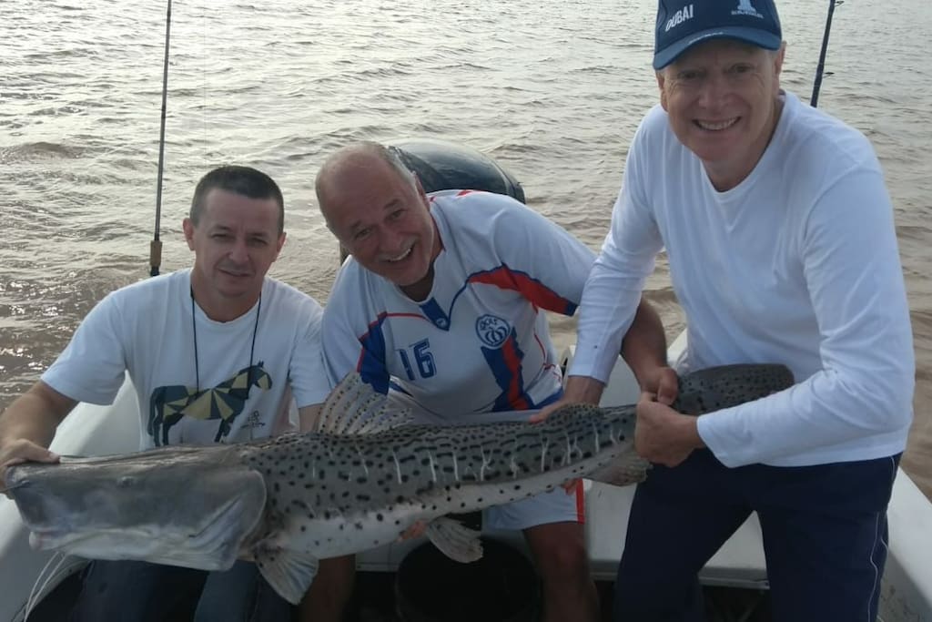 Brindamos sevicio de pesca.