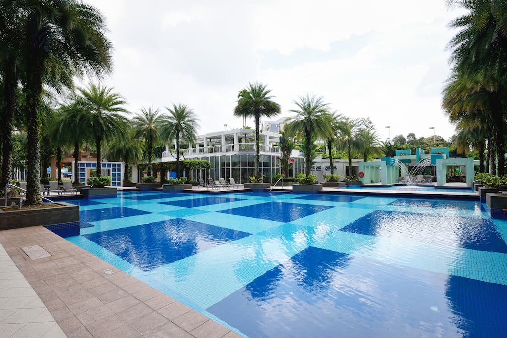 Forex near nus host
