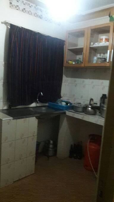 A fully equiped kitchen