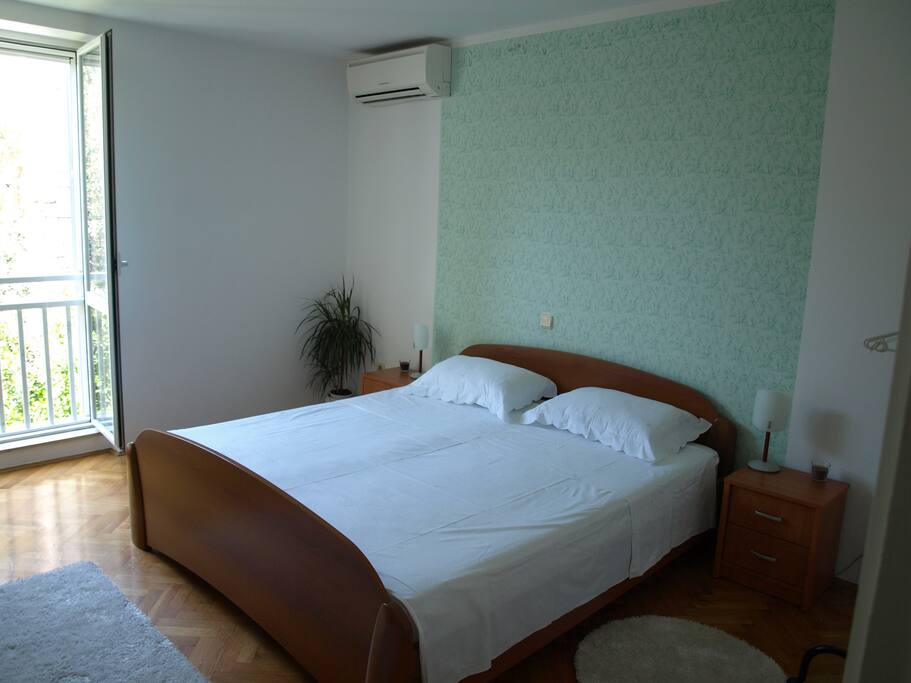 Room 1a