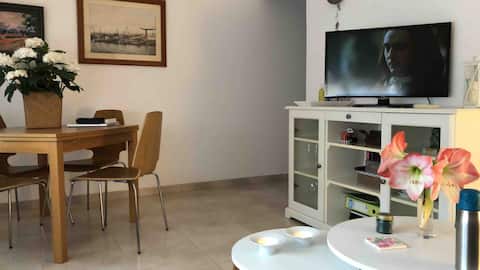 Top Airbnb: Apartment 50 meters from the beach in Calafell
