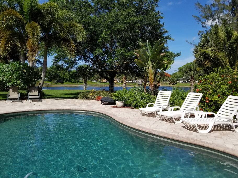 Top 100 Airbnb Rentals 2017 in West Palm Beach, Florida