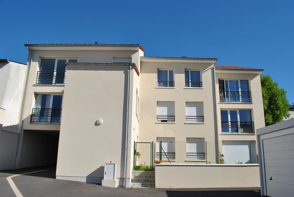 immeuble coté parking