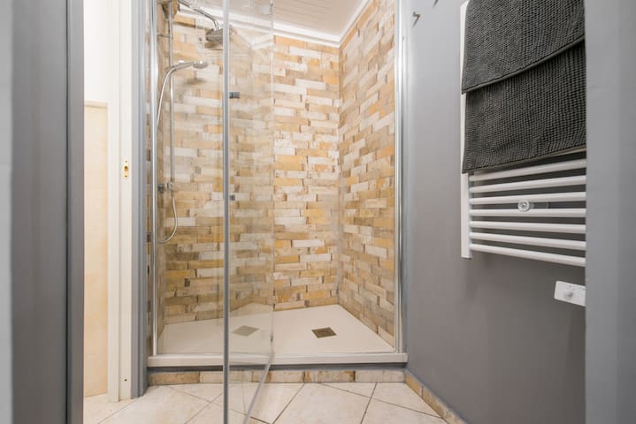 Home in the heart of Rome (Spanish steps) 2 gallery image 5