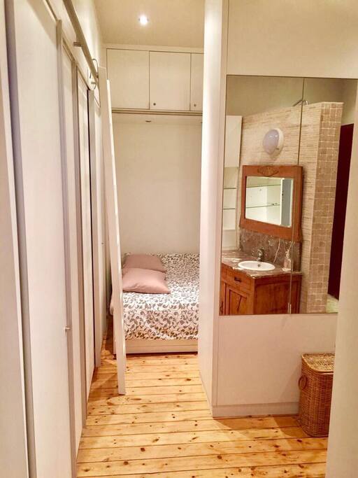 Dressing and bed for two