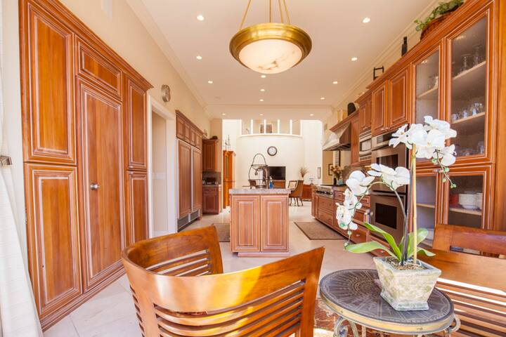 5-Star Private Sports Resort – Lux Oasis gallery image 5