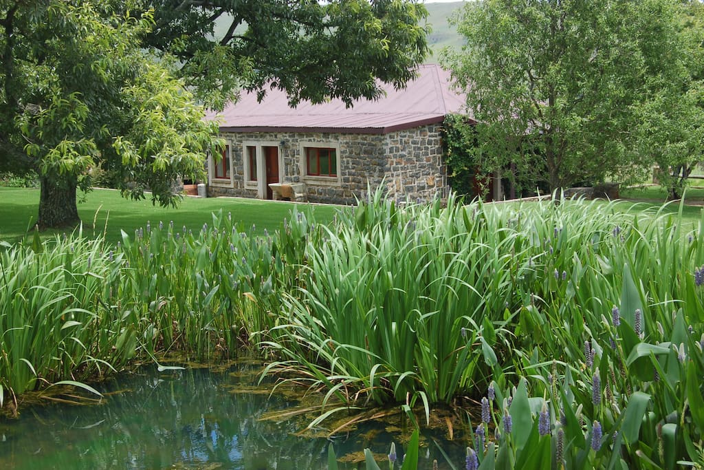 Exterior of Watersmeet cottage