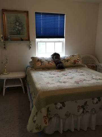 the hideaway