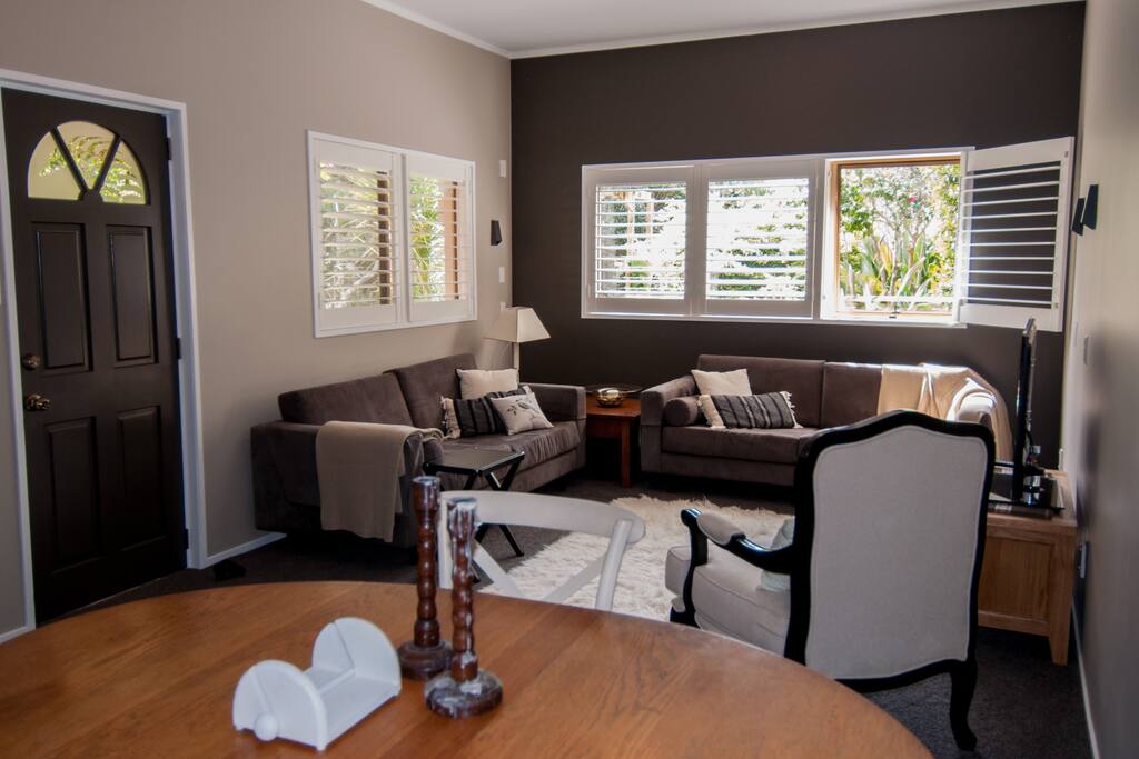 A snug romantic space