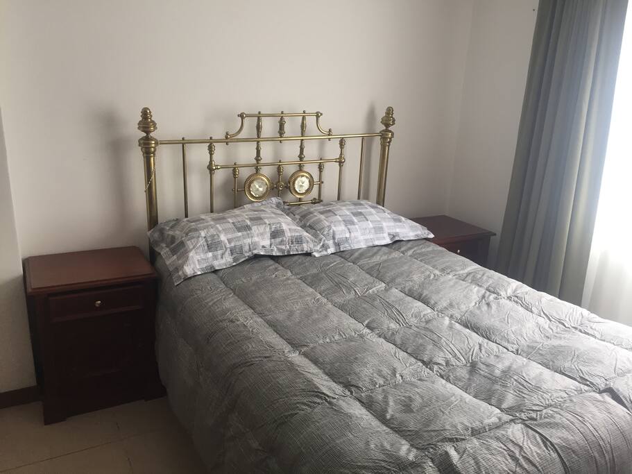 dormitorio principal amplio