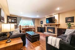Guest+suite+in+Squamish+%C2%B7+%E2%98%854.88+%C2%B7+2+bedrooms+%C2%B7+2+beds+%C2%B7+1+bath