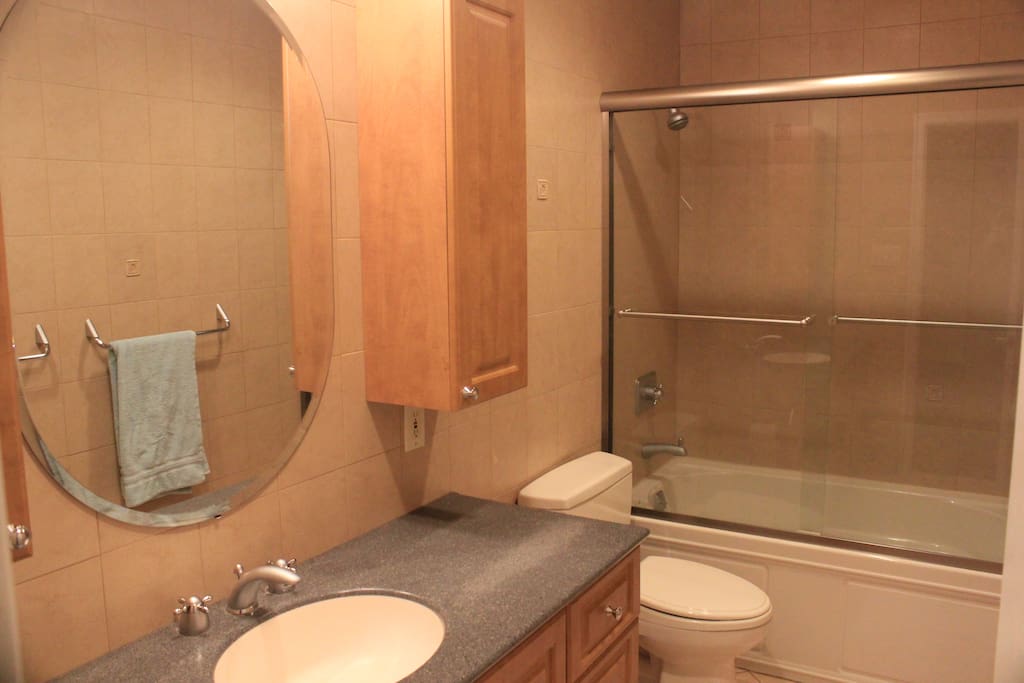 Main bathroom