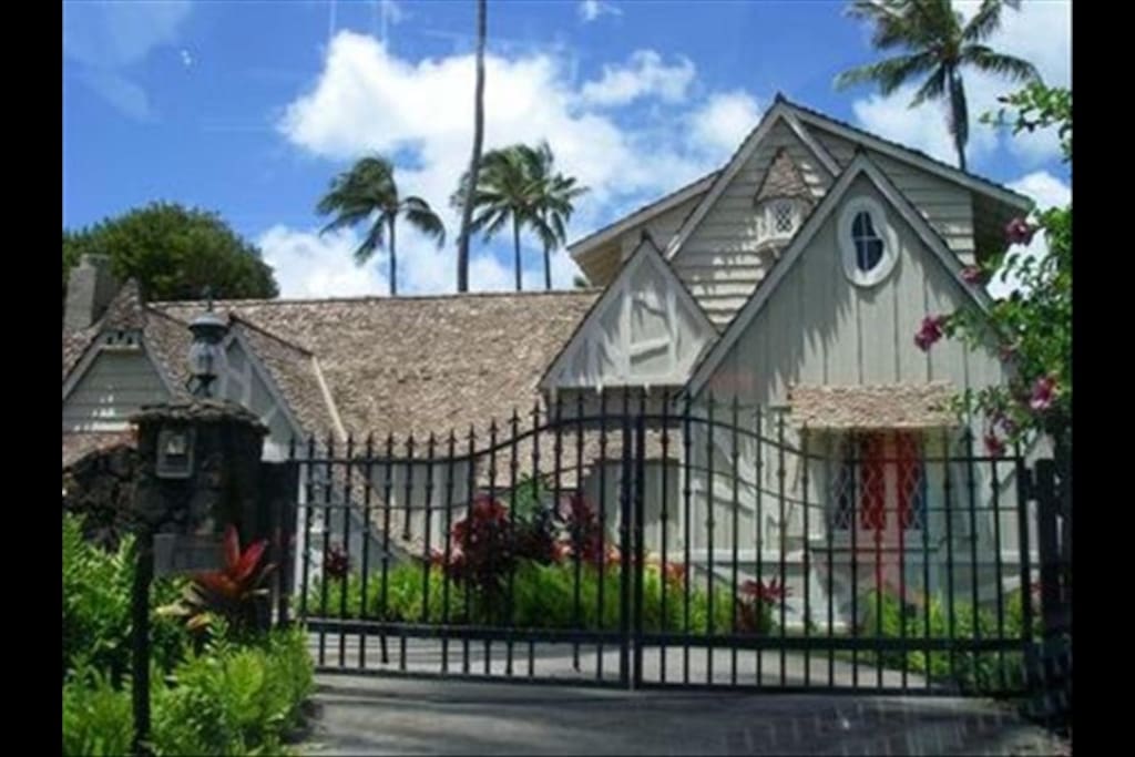 The entire property is secure with gates and lava rock wall that surrounds the entire property
